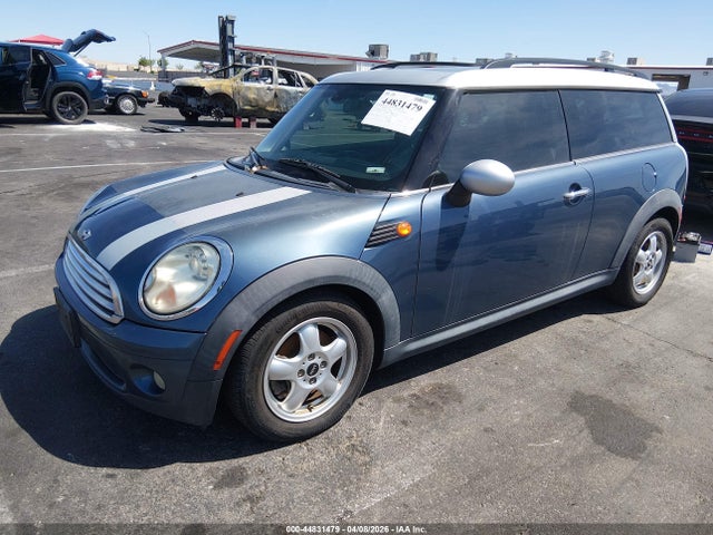 2010 MINI COOPER CLUBMAN WMWML3C50ATX39139 Photo 1