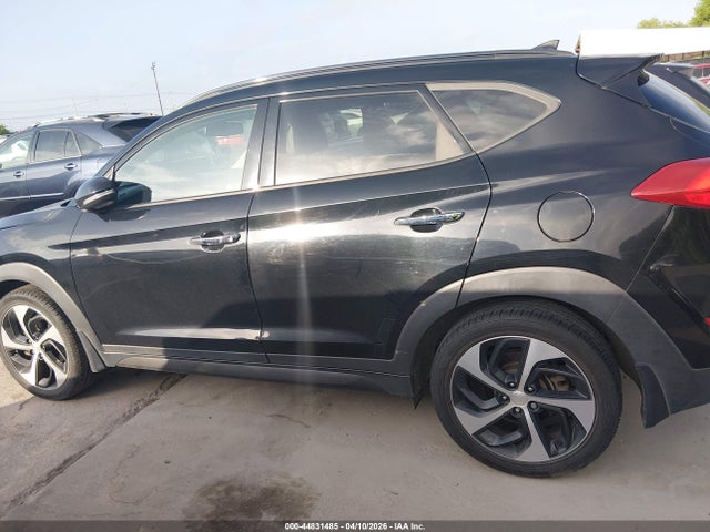 Hyundai Tucson Limited 2016 KM8J33A24GU117706 Image 14