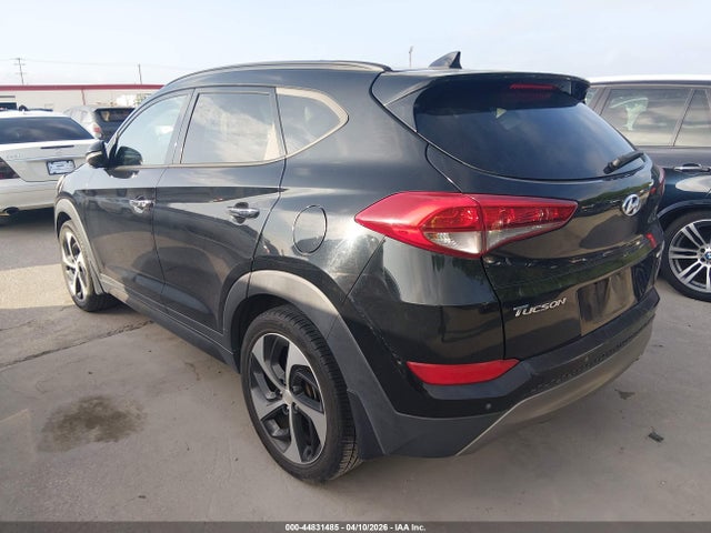 2016 HYUNDAI TUCSON KM8J33A24GU117706 Photo 2