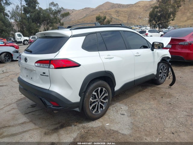 7MUFBABG8SV063423 Toyota Corolla Cross Hybrid