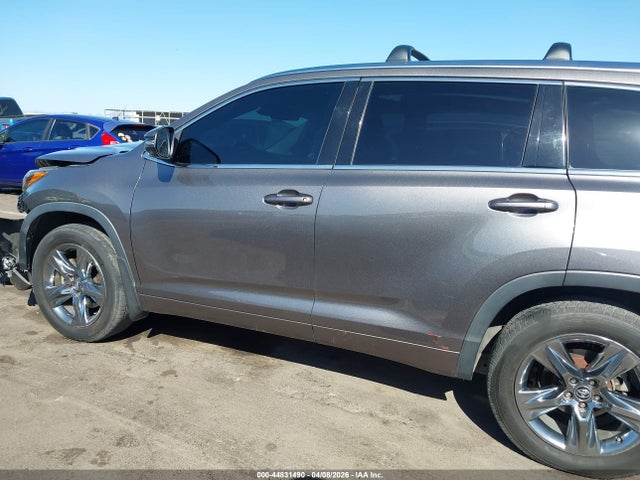 Toyota Highlander Limited Platinum 2018 5TDDZRFH9JS854895 Image 14