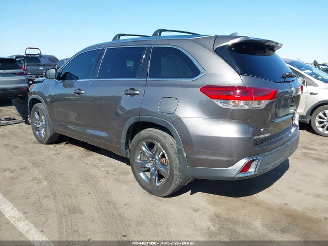 Toyota Highlander Limited Platinum 2018 5TDDZRFH9JS854895 Image 3