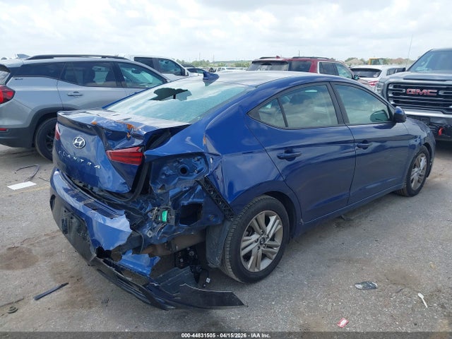2020 Hyundai Elantra Sel მანქანა იყიდება აუქციონზე, vin: 5NPD84LF6LH568911, აუქციონის ნომერი: 44831505