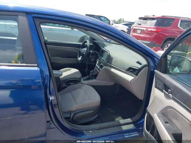2020 Hyundai Elantra Sel მანქანა იყიდება აუქციონზე, vin: 5NPD84LF6LH568911, აუქციონის ნომერი: 44831505