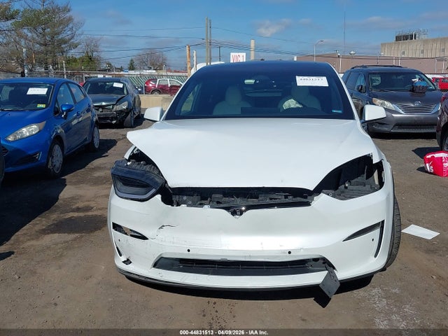 2023 Tesla Model X მანქანა იყიდება აუქციონზე, vin: 7SAXCBE51PF365159, აუქციონის ნომერი: 44831513