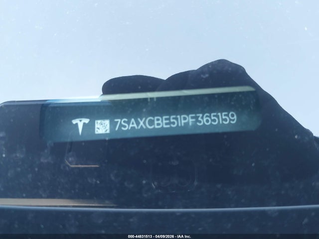 2023 Tesla Model X მანქანა იყიდება აუქციონზე, vin: 7SAXCBE51PF365159, აუქციონის ნომერი: 44831513