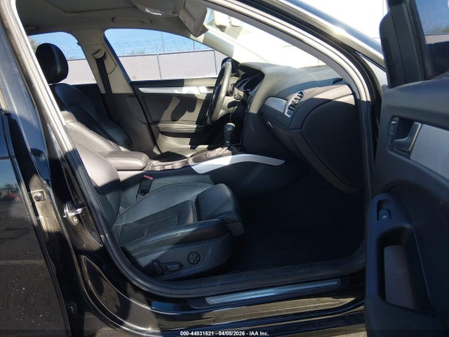 Продажа на аукционе авто 2011 Audi A4 2.0t Premium, vin: WAUEFAFLXBN029245, номер лота: 44831521