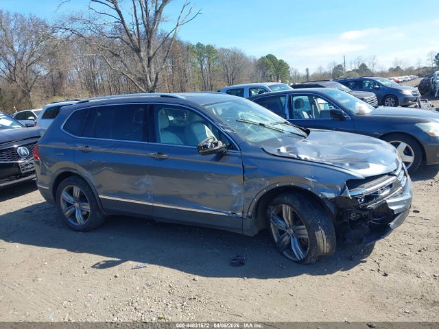 Aukcja sprzedaży 2018 Volkswagen Tiguan 2.0t Sel Premium, vin: 3VV4B7AXXJM195976, numer aukcji: 44831572