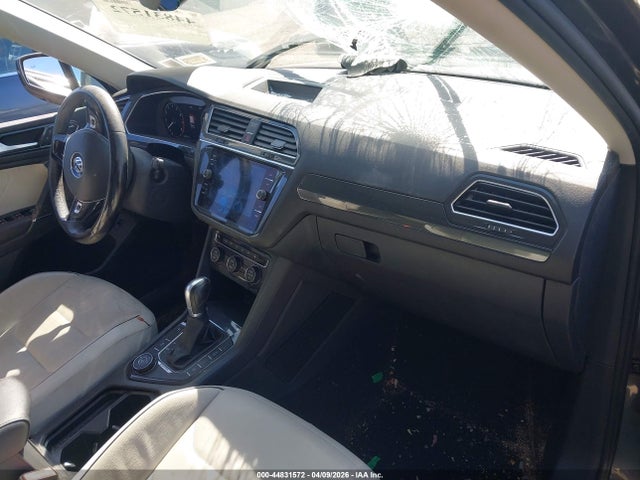 Aukcja sprzedaży 2018 Volkswagen Tiguan 2.0t Sel Premium, vin: 3VV4B7AXXJM195976, numer aukcji: 44831572