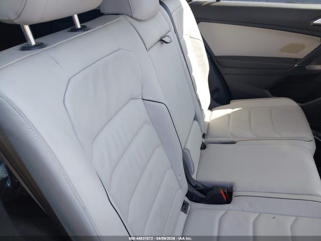 Aukcja sprzedaży 2018 Volkswagen Tiguan 2.0t Sel Premium, vin: 3VV4B7AXXJM195976, numer aukcji: 44831572