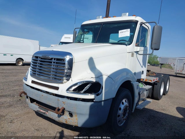 Продаж на аукціоні авто 2009 Freightliner Conventional Columbia, vin: 1FUJA6CK09DAH7384, номер лоту: 44831573