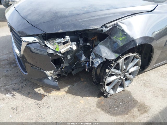 Aukcja sprzedaży 2018 Mazda Mazda3 Touring, vin: 3MZBN1V37JM184982, numer aukcji: 44831578