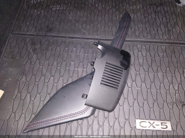 44831581 :رقم المزاد ، JM3KFBCM3S0720629 vin ، 2025 Mazda Cx-5 2.5 S Carbon Edition مزاد بيع