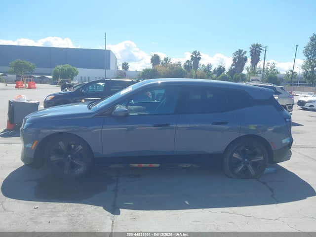 44831591 :رقم المزاد ، WB523CF02SCU85568 vin ، 2025 Bmw Ix Xdrive50 مزاد بيع