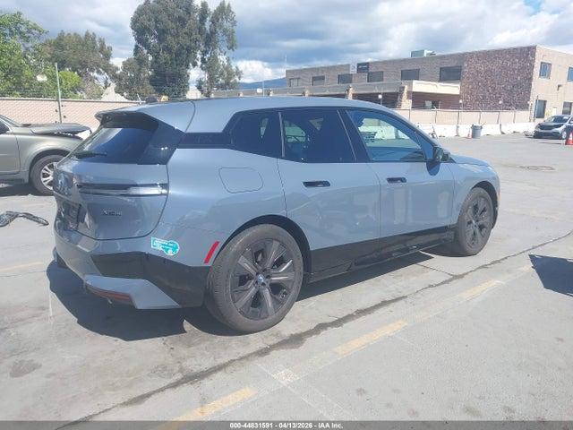 44831591 :رقم المزاد ، WB523CF02SCU85568 vin ، 2025 Bmw Ix Xdrive50 مزاد بيع