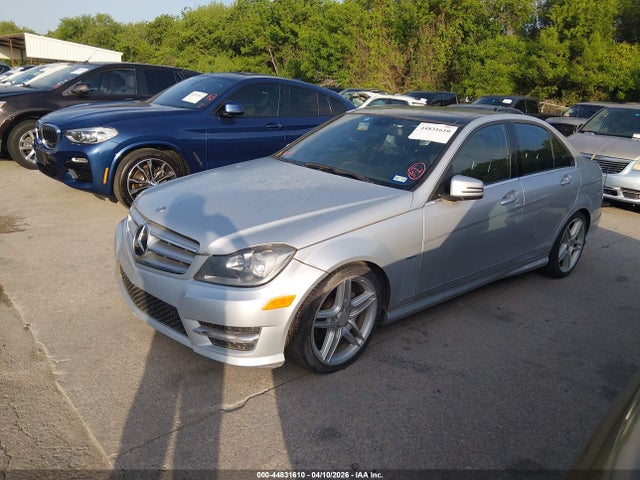 Aukcja sprzedaży 2012 Mercedes-benz C 250 Luxury/sport, vin: WDDGF4HB3CA612174, numer aukcji: 44831610