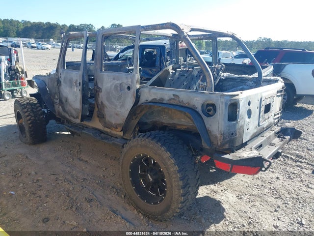 1C4BJWDG6GL205198 Jeep Wrangler Unlimited Sport