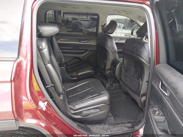 Продажа на аукционе авто 2023 Jeep Grand Cherokee L Limited 4x4, vin: 1C4RJKBGXP8823332, номер лота: 44831626