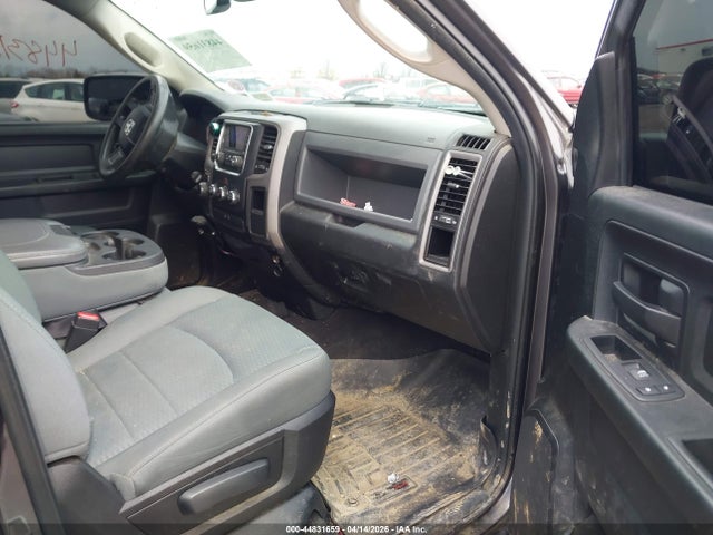 44831659 :رقم المزاد ، 1C6RR7FG9HS650740 vin ، 2017 Ram 1500 St مزاد بيع