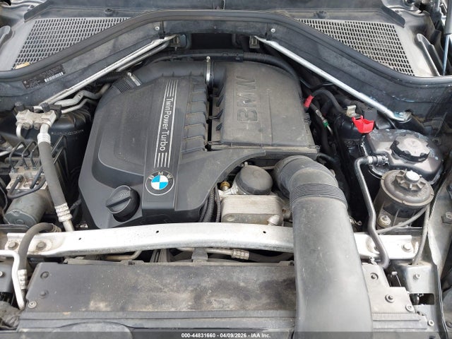 2013 BMW X5 5UXZV4C56D0E00725 Photo 9