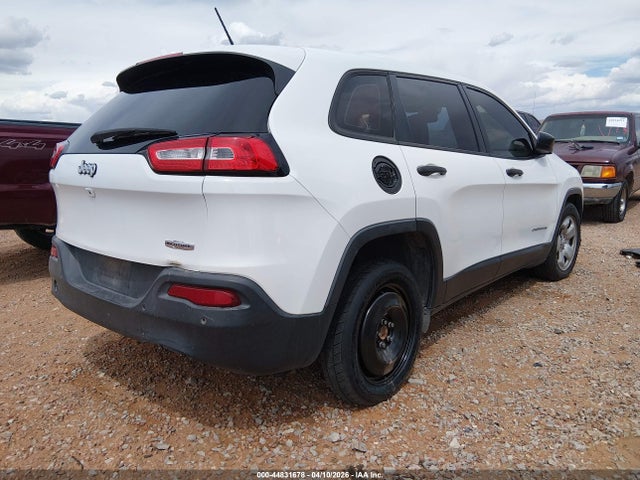 44831678 :رقم المزاد ، 1C4PJLAB6GW233224 vin ، 2016 Jeep Cherokee Sport مزاد بيع