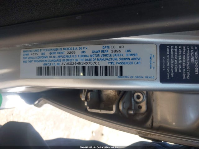 44831714 :رقم المزاد ، 3VWSG29M51M075701 vin ، 2001 Volkswagen Jetta Gls Vr6 مزاد بيع