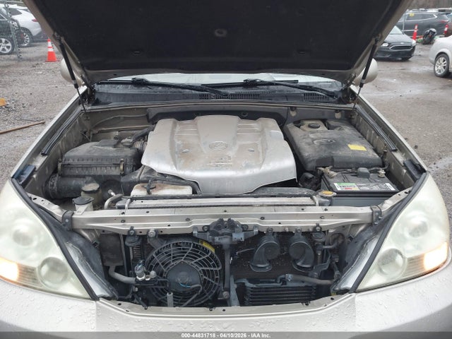 2004 LEXUS GX 470 JTJBT20XX40037682 Photo 9