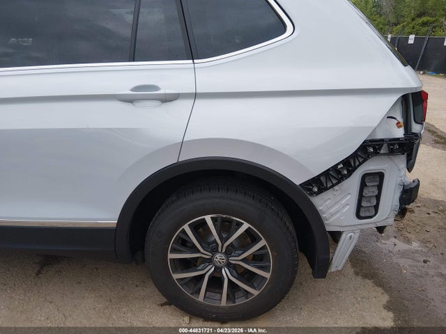 2018 Volkswagen Tiguan 2.0t Se/2.0t Sel მანქანა იყიდება აუქციონზე, vin: 3VV3B7AX5JM199235, აუქციონის ნომერი: 44831721