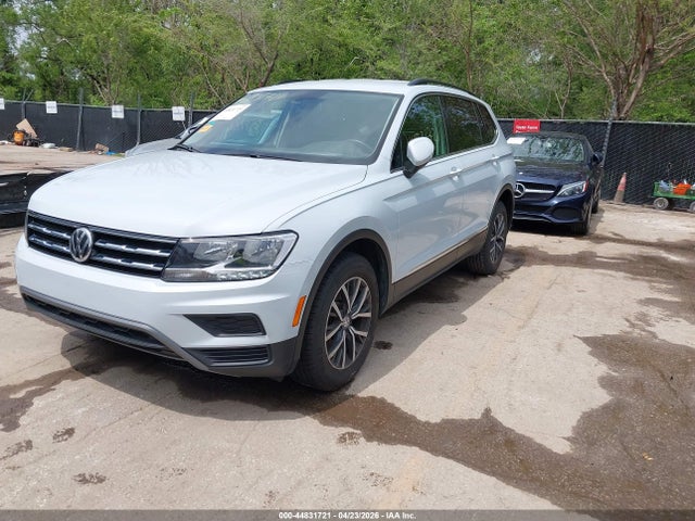 2018 Volkswagen Tiguan 2.0t Se/2.0t Sel მანქანა იყიდება აუქციონზე, vin: 3VV3B7AX5JM199235, აუქციონის ნომერი: 44831721