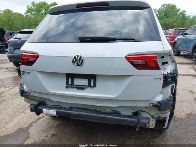 2018 Volkswagen Tiguan 2.0t Se/2.0t Sel მანქანა იყიდება აუქციონზე, vin: 3VV3B7AX5JM199235, აუქციონის ნომერი: 44831721