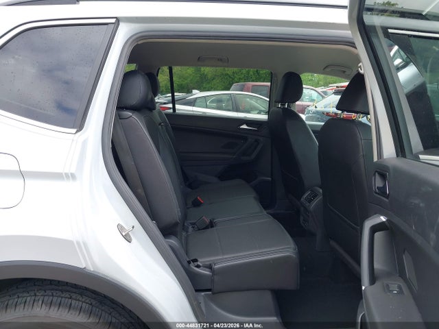2018 Volkswagen Tiguan 2.0t Se/2.0t Sel მანქანა იყიდება აუქციონზე, vin: 3VV3B7AX5JM199235, აუქციონის ნომერი: 44831721
