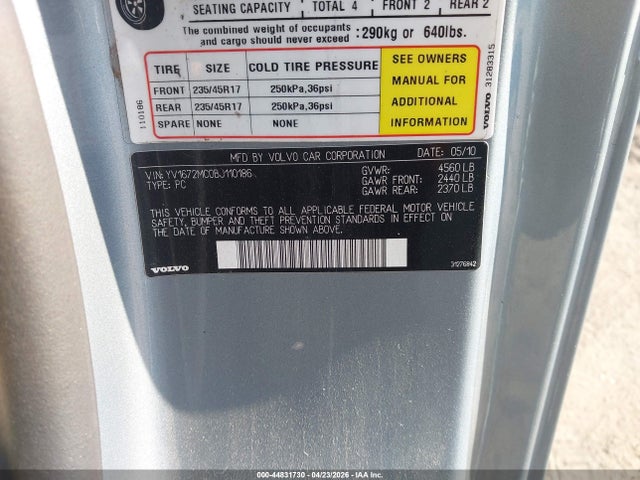 2011 Volvo C70 T5 მანქანა იყიდება აუქციონზე, vin: YV1672MC0BJ110186, აუქციონის ნომერი: 44831730