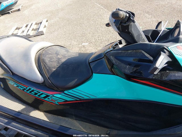 Продажа на аукционе авто 2021 Kawasaki Personal Watercraft, vin: KAW30222L021, номер лота: 44831776