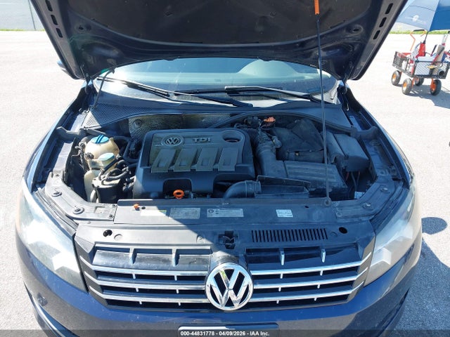 2012 Volkswagen Passat 2.0l Tdi Se მანქანა იყიდება აუქციონზე, vin: 1VWBN7A3XCC041392, აუქციონის ნომერი: 44831778