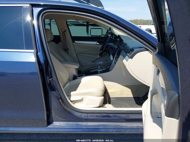2012 Volkswagen Passat 2.0l Tdi Se მანქანა იყიდება აუქციონზე, vin: 1VWBN7A3XCC041392, აუქციონის ნომერი: 44831778