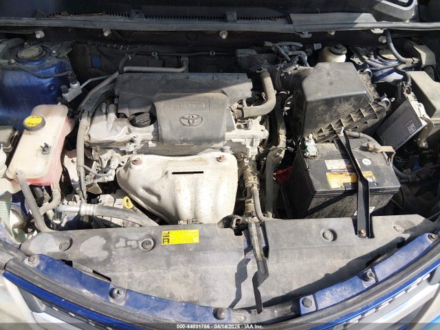 2T3RFREV9FW297028 Toyota Rav4 Xle