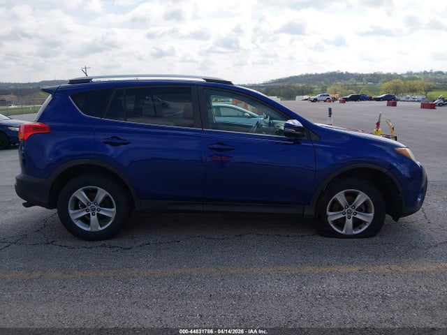 2T3RFREV9FW297028 Toyota Rav4 Xle