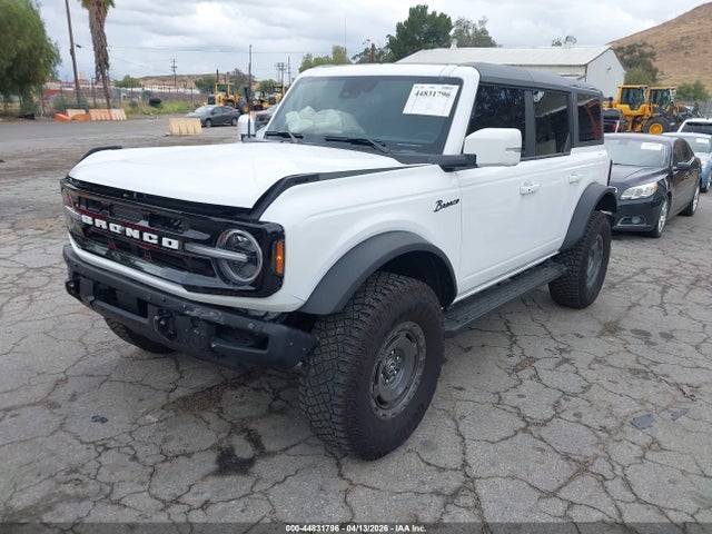 Продаж на аукціоні авто 2024 Ford Bronco Outer Banks, vin: 1FMDE8BH9RLB51656, номер лоту: 44831796