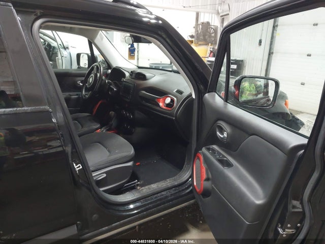 Продаж на аукціоні авто 2017 Jeep Renegade Trailhawk 4x4, vin: ZACCJBCB5HPG60446, номер лоту: 44831800