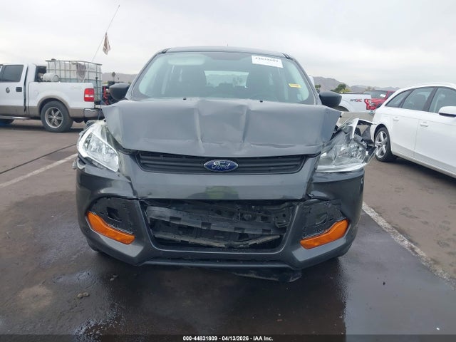 1FMCU0F79GUC21679 Ford ESCAPE S