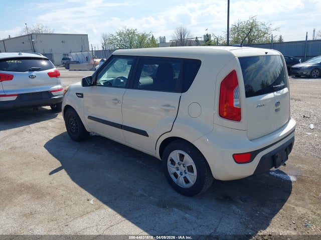 2012 KIA SOUL KNDJT2A58C7361473 Photo 2