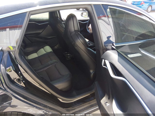 Продаж на аукціоні авто 2017 Tesla Model S 100d/60d/75d/90d/p100d, vin: 5YJSA1E22HF230495, номер лоту: 44831826