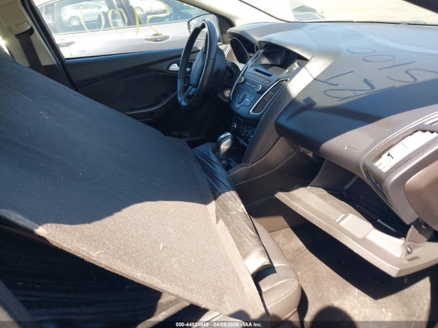 Продажа на аукционе авто 2016 Ford Focus Se, vin: 1FADP3K20GL250284, номер лота: 44831849