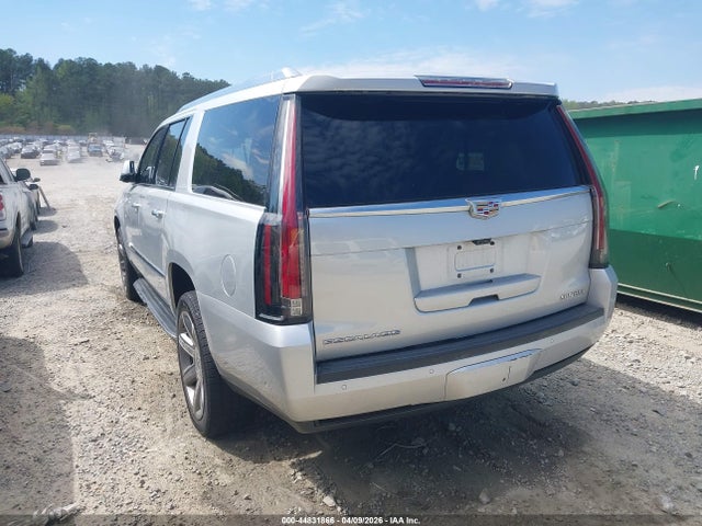 44831866 :رقم المزاد ، 1GYS4HKJ5HR137289 vin ، 2017 Cadillac Escalade Esv Luxury مزاد بيع
