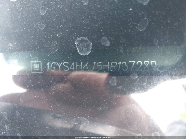 44831866 :رقم المزاد ، 1GYS4HKJ5HR137289 vin ، 2017 Cadillac Escalade Esv Luxury مزاد بيع
