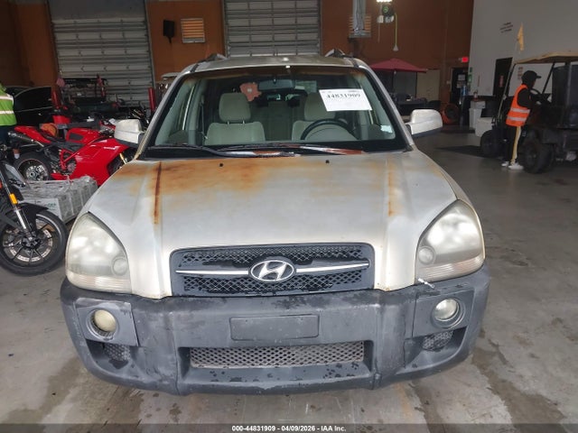 2005 HYUNDAI TUCSON KM8JN12D45U086730 Photo 5