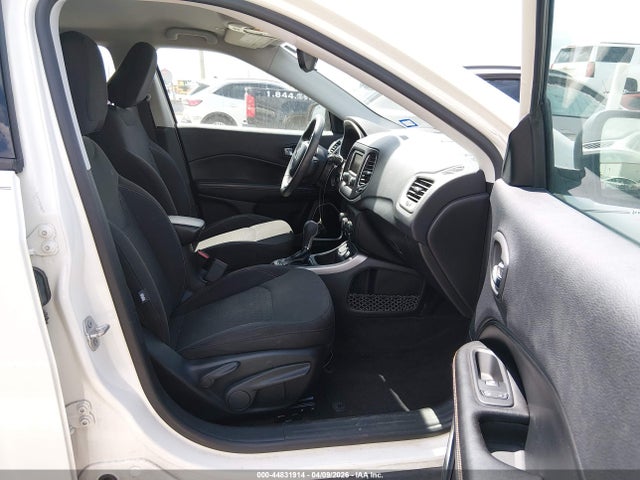 2018 Jeep Compass Sport Fwd მანქანა იყიდება აუქციონზე, vin: 3C4NJCABXJT369134, აუქციონის ნომერი: 44831914
