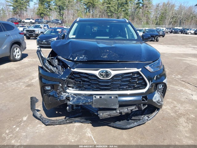 5TDKBRCH7TS709163 Toyota Highlander Hybrid Xle