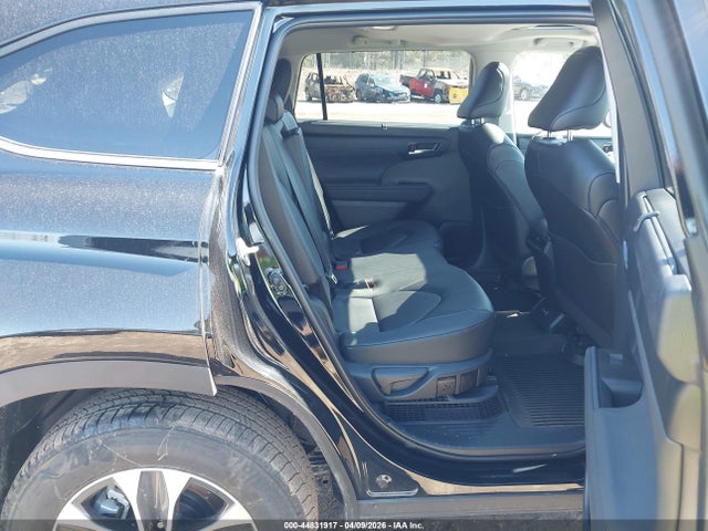 5TDKBRCH7TS709163 Toyota Highlander Hybrid Xle