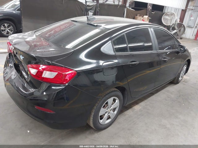 Chevrolet Cruze Ls Auto 2017 1G1BC5SMXH7177809 Image 4